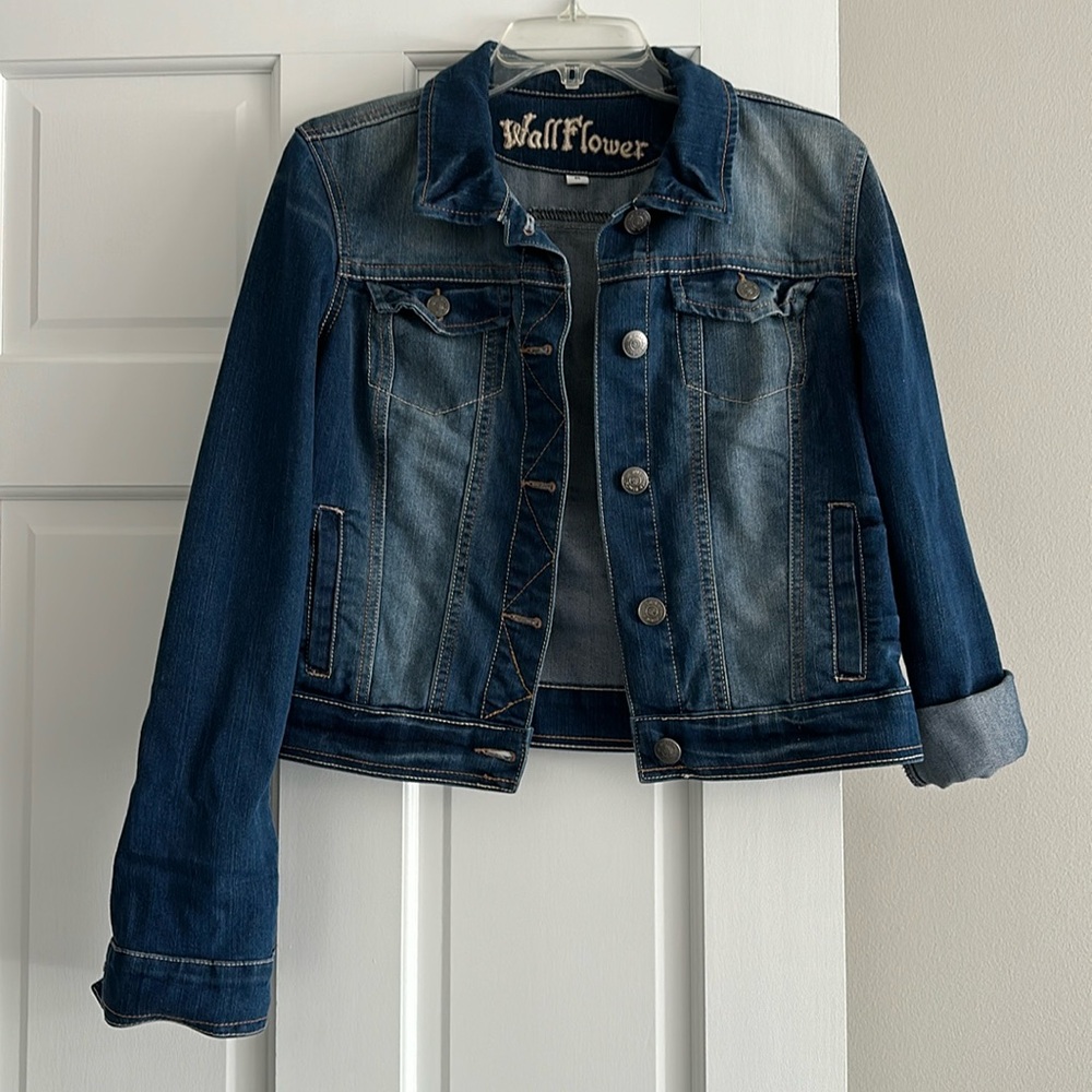 Dark wash Jean jacket
